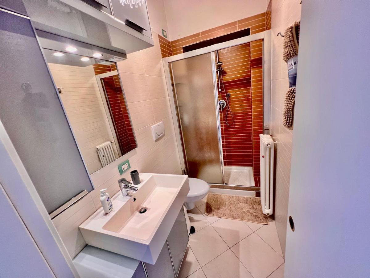 Divina Luxury Apartment With Jacuzzi Near The Lake Como Eksteriør bilde