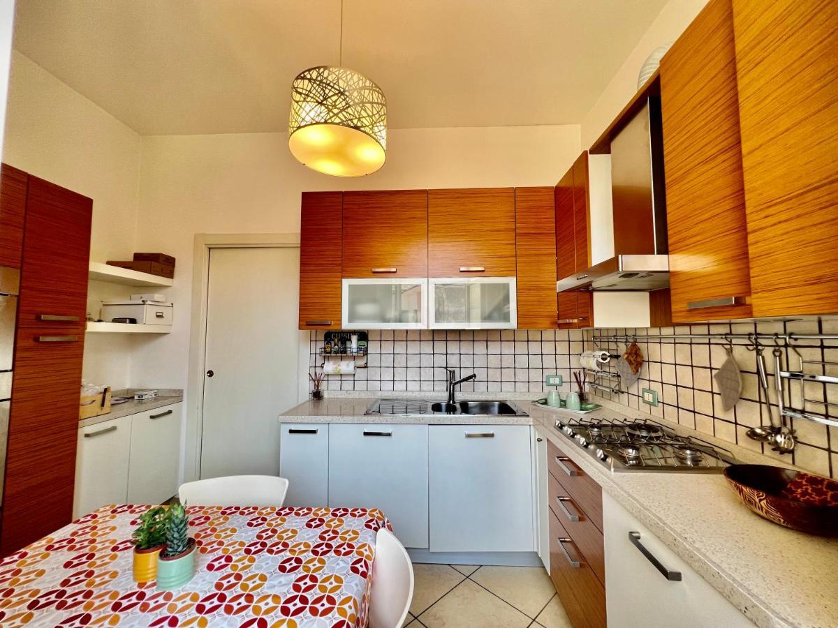 Divina Luxury Apartment With Jacuzzi Near The Lake Como Eksteriør bilde