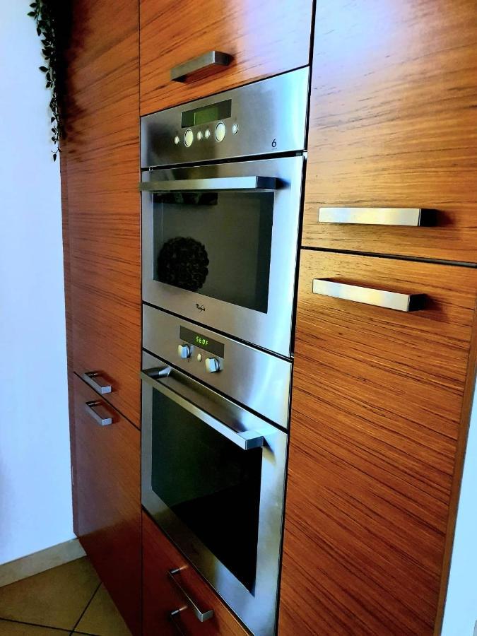Divina Luxury Apartment With Jacuzzi Near The Lake Como Eksteriør bilde